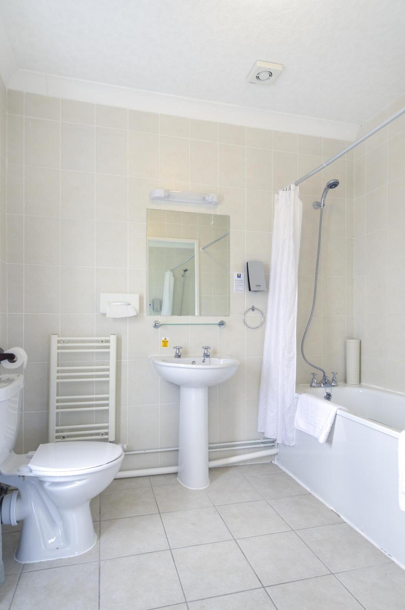 The Dolphin Hotel Great Yarmouth Room photo