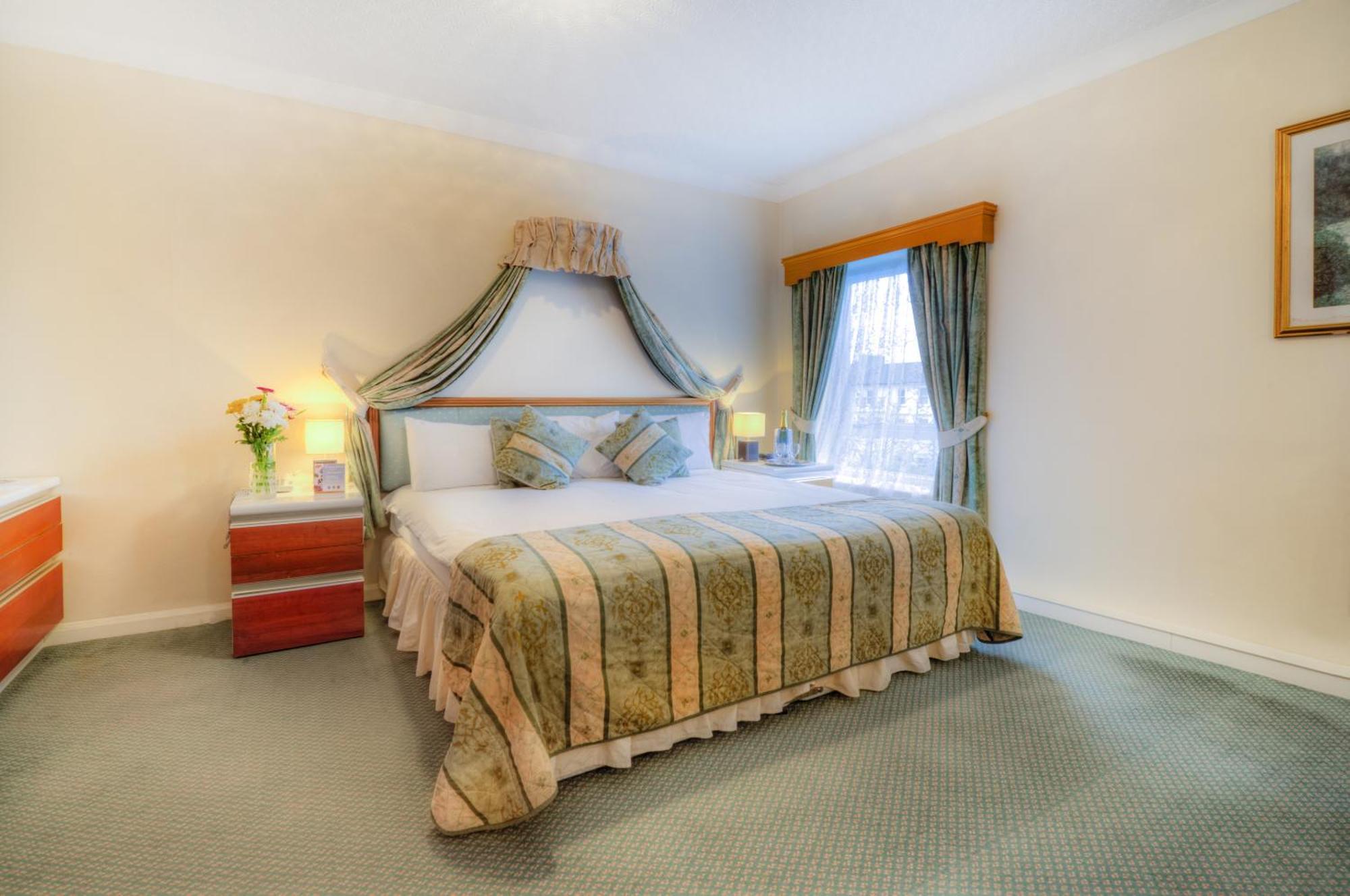 The Dolphin Hotel Great Yarmouth Room photo